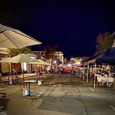 Outside dining with heat lamps