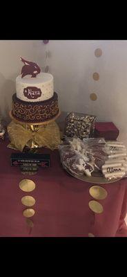 Beautiful custom TX State graduation cake and cookies by Pennington. Soo delish!