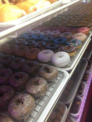 Donuts Palace on Old Fannin Road Brandon, MS 39047 (601-919-1380) New Owner Since 06/01/2022