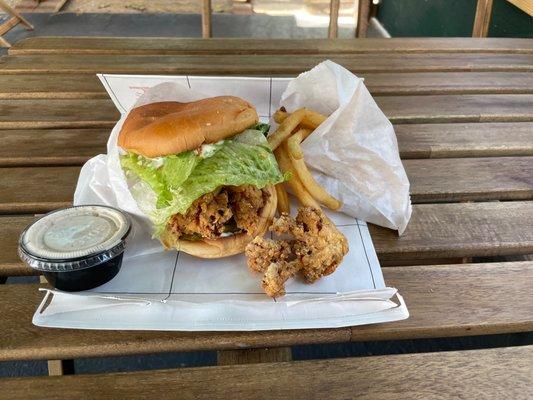 Vegetarian delight!  Fried oyster mushroom sammich!