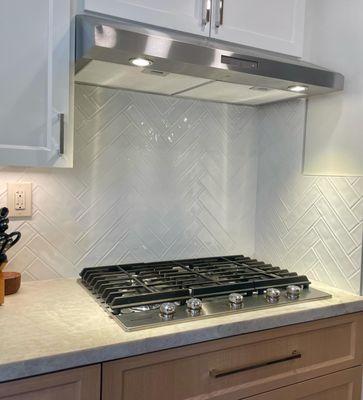 The placement of appliance/sink cutouts was done with precision and care