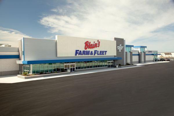 Blain's Farm & Fleet Platteville storefront