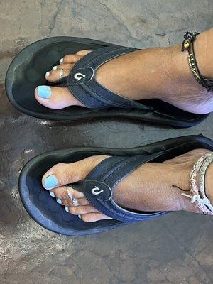 Shelly's toes