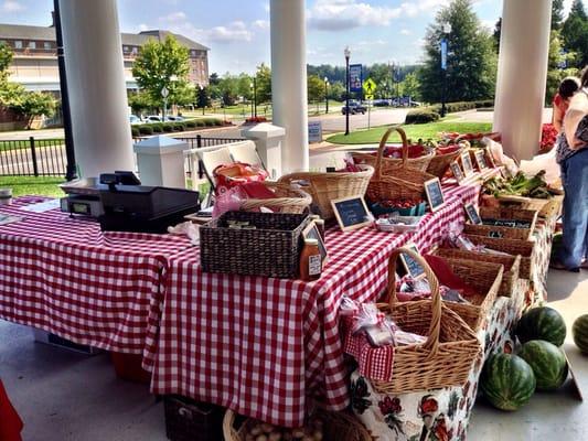 This is JC3 Family Farm--our favorite vendor. They sell the best strawberry jam!