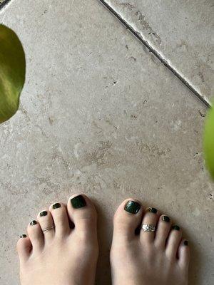 forest green for the tootsies - my usual