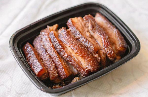 Flavorful Chinese Pork Belly w/ Preserved Vegetables!