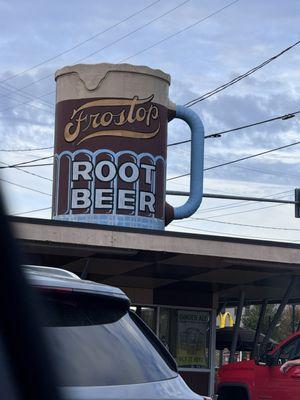 The big mug that spins on top of restaurant.