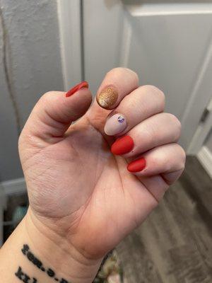 These were my Christmas nails and they were exactly like the reference photo I showed Ray.