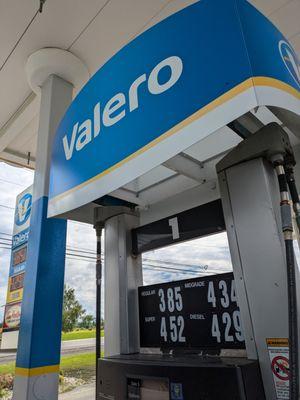 Valero, 154 Elm St, Potsdam