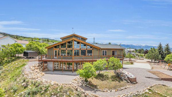 Beautiful home in Fairview, Ut!