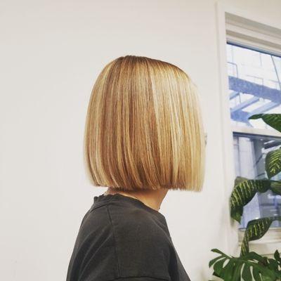 straight bob & Natural Highlight