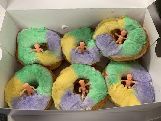 Mardi Gras donuts for the win!! My coworkers loved them!