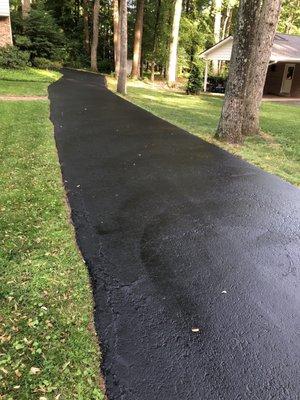 Freshly Sealed Long driveway.