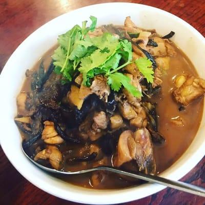 baby chicken with mushroom 小鸡炖蘑菇