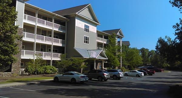 Professionally decorated three or two bedroom two bath lakefront condominiums, located on beautiful Lake Logan-Martin.