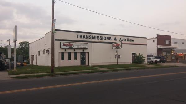 Lee Myles AutoCare + Transmissions - Allentown