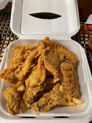 Jumbo Shrimp, Red Snapper, Oysters and fries