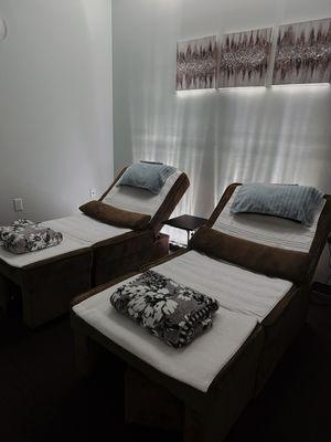 Foot massage room