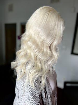 Studio 1221 hair salon - Reno blonde hair specialist.