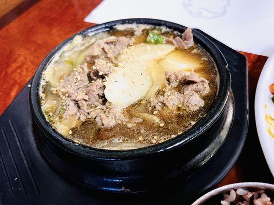 Hot Pot Bulgogi (Marinated Beef)