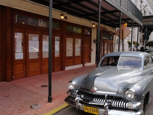 MAISON PIERRE LAFITTE curbside classic car club