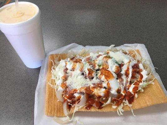 Chicharrón & agua de piña colada