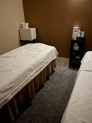 Treatment room/massage beds