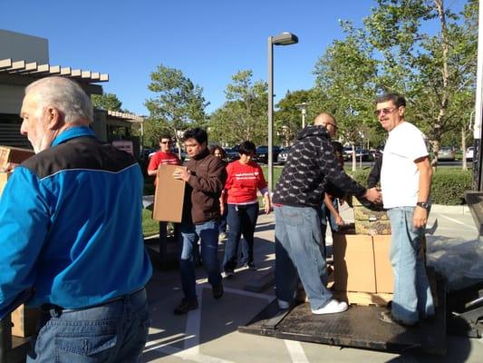 Bank of America MCCA volunteer at foodshare