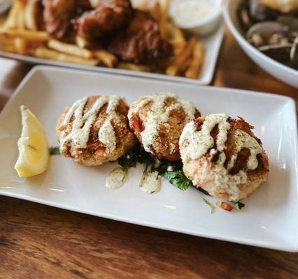 Seared Salmon Cakes