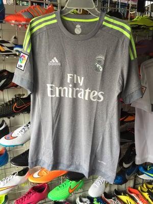 Real madrid away color 2015-2016