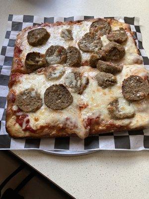 Sicilian meatball pizza