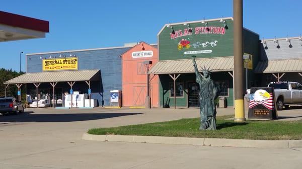 Nice little country store