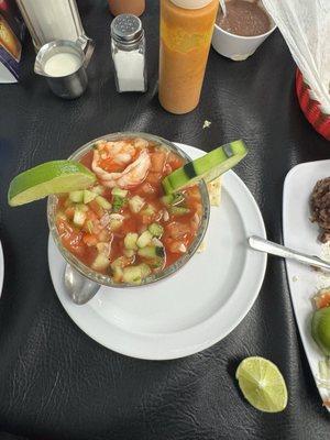 Coctel de Camaron sin aguacate (without avocado) and no shrimp on top like the first time we went