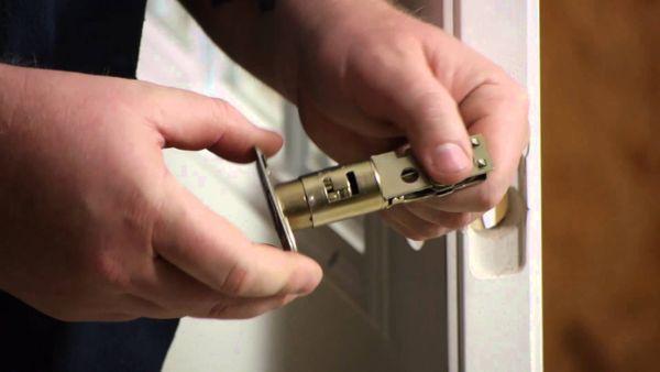 Expert Locksmith Services | Lock Repair and Replacement
Detroit