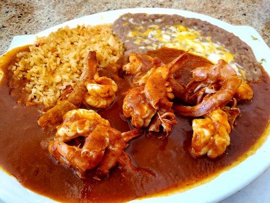 Camarones a la Diabla with shells still attached but easy to remove. The taste was delicious!