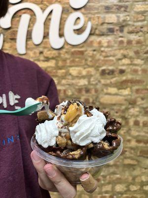 Moosetracks dipped waffle bowl