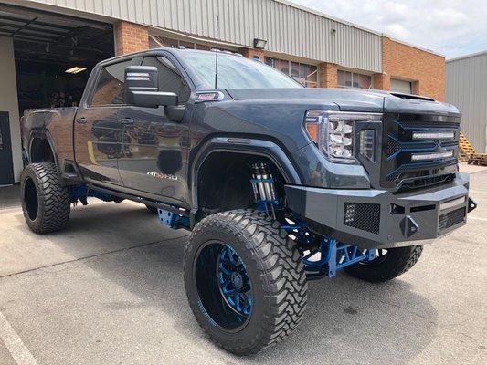 4 Wheel Parts did an amazing job on my 2020 GMC 2500 HD custom lift and build.