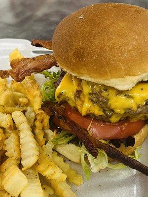 ( Big Poppa)
 Bacon Cheese Burger