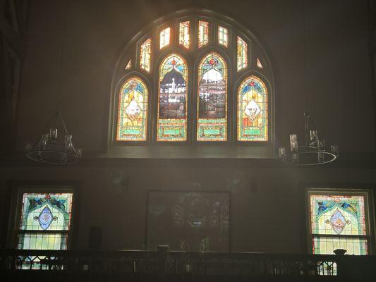 Restored window in the main area.