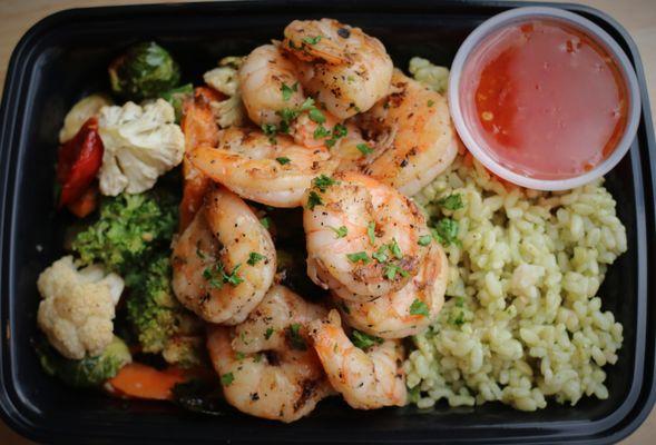 Sweet Chili Shrimp: 5oz shrimp, cilantro lime rice, local veggies