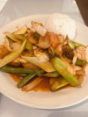 Cashew nut and vegetables with white rice