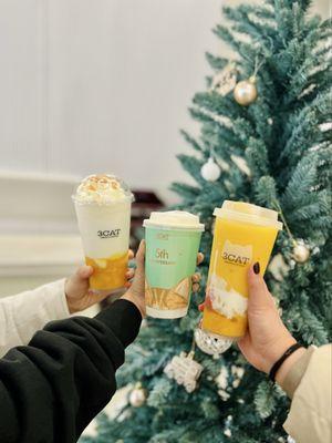 White peach oolong latte, mango sweet dew, mango mochi