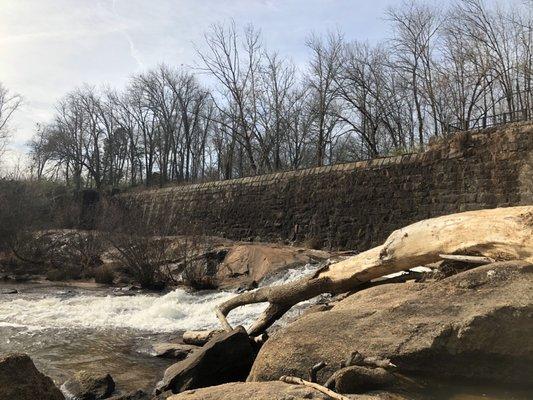 Stone wall dam on Enoree River