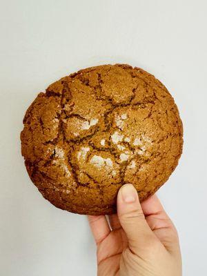 Ginger snap cookie