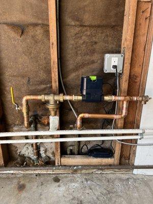 Moen flow monitor/automatic shut off valve installed on existing water line