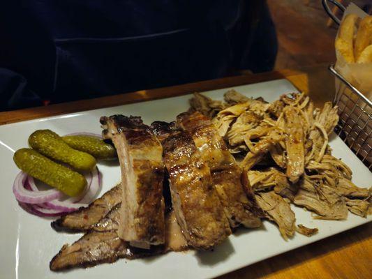 Redneck BBQ platter