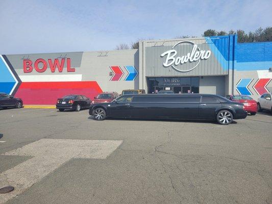 Rolls Royce black Stretch limousine