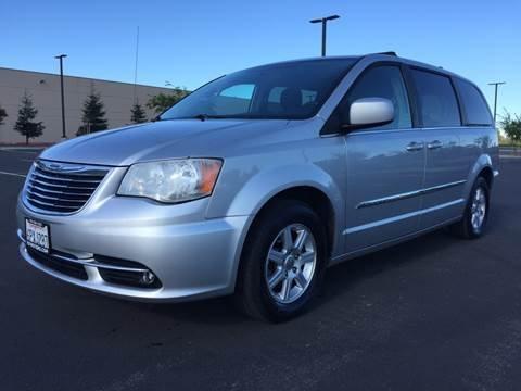 2011 Chrysler Town and Country Touring