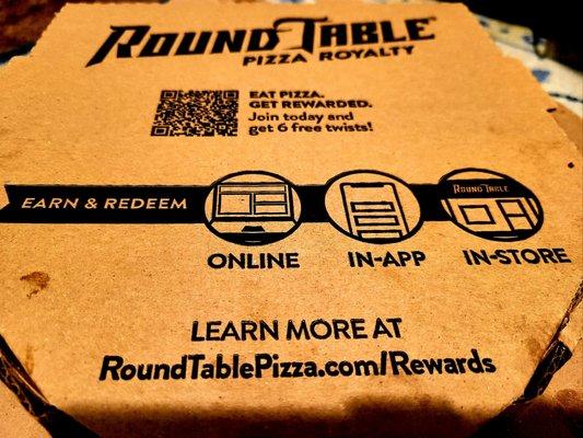 Round Table Pizza