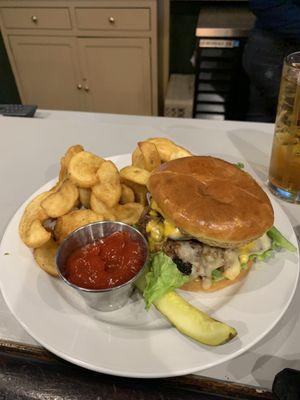 The Osbourne burger and sidewinder fries are both awesome!!